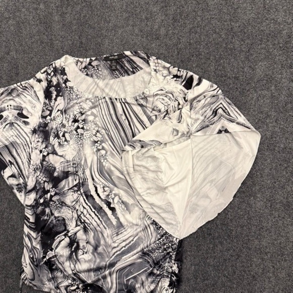 Style & Co Woman 2X Plus Size Butterfly Sleeve Top Black White Marble Blouse - Picture 3 of 9